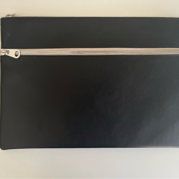Will’s Vegan Store Large Essential Flat Pouch - Picture 2 of 7
